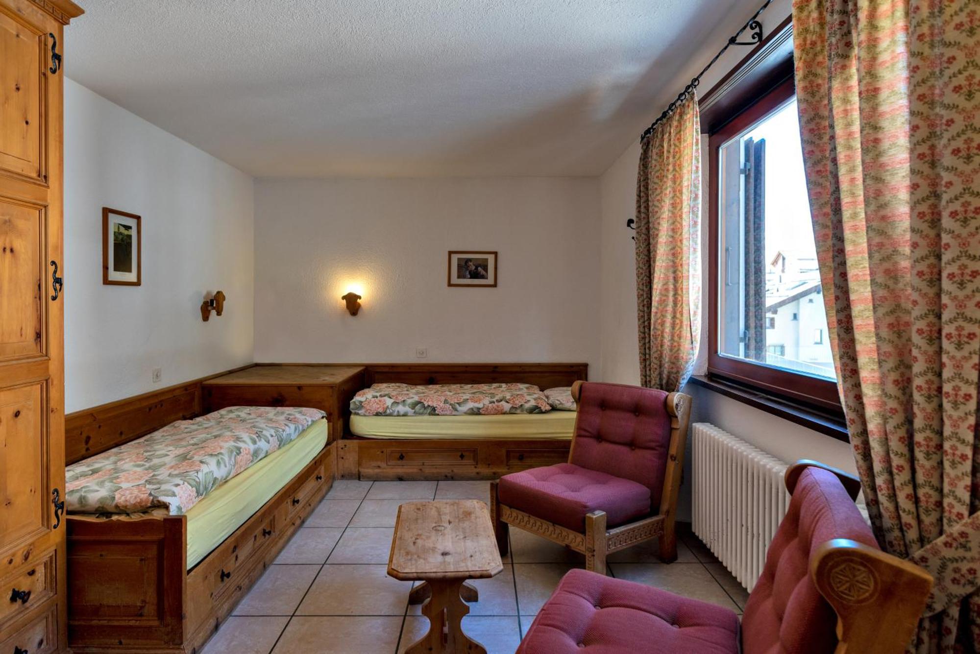 Silva Appartments And Rooms Silvaplana Habitación foto